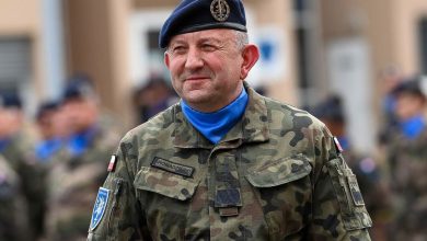 Ιδιαίτερα προκλητικός εμφανίστηκε ο Πολωνός στρατηγός Γιάροσλαβ Γκρομαντζίνσκι, ο οποίος, σε πλήρη ευθυγράμμιση με τις πρόσφατες