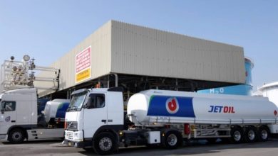 «Δεν θα προχωρήσουμε σε νέες συμφωνίες ούτε σε επαναδιαπραγμάτευση των υφιστάμενων», αναφέρει η εταιρεία σε ανακοίνωση της.