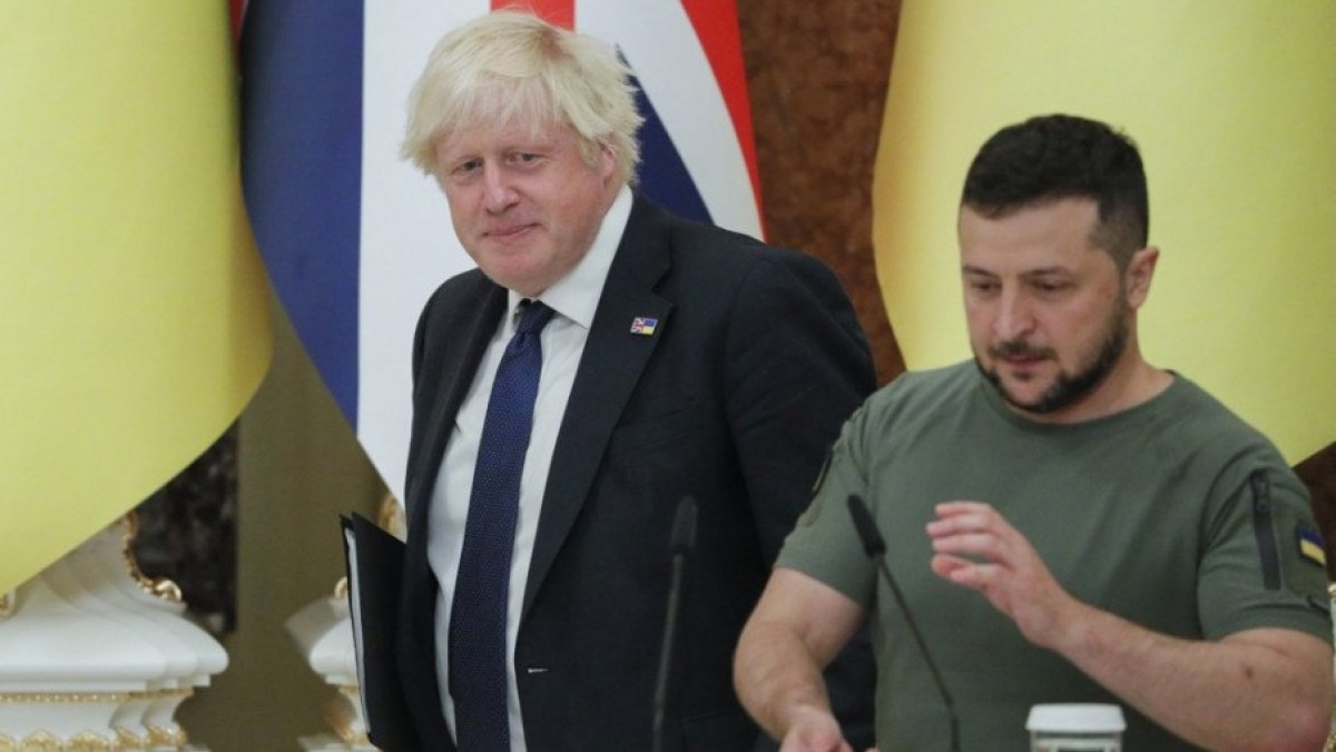 Σοβαρές καταγγελίες για υπεξαίρεση διεθνών κονδυλίων φέρνουν στο προσκήνιο τα ονόματα του Ουκρανού προέδρου Βολοντίμιρ Ζελένσκι