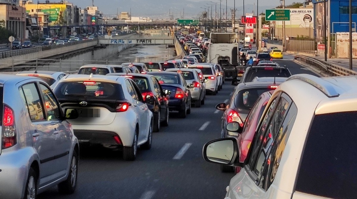 Αν ένας οδικός άξονας μπορεί να οπτικοποιήσει το σημείο μηδέν, το οποίο έχει αγγίξει σήμερα το κυκλοφοριακό πρόβλημα στο λεκανοπέδιο