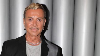 Ο Λάκης Γαβαλάς βρέθηκε καλεσμένος στην εκπομπή «Κοινωνία Ώρα MEGA», συνοδευόμενος από τη μαθήτριά του, Καλλιόπη Κατσικαδάκου