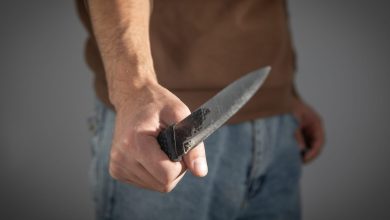 Ένα σοκαριστικό περιστατικό εκτυλίχθηκε το βράδυ του Σαββάτου στο Καματερό, όταν τρεις 15χρονες μαθήτριες της Α’ Λυκείου