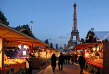 Μια απόφαση που μέχρι πριν λίγα χρόνια θα έμοιαζε αδιανόητη παίρνει το Παρίσι: η παραδοσιακή, μεγαλειώδης πρωτοχρονιάτικη γιορτή