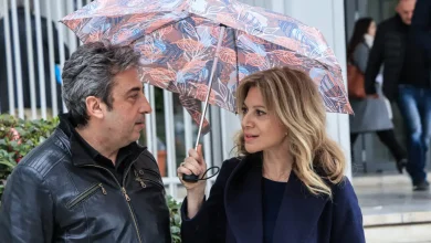 «Παρασύρθηκε από τις δημοσκοπήσεις, δυστυχώς δεν έμεινε πιστή σε όσα είχαμε συμφωνήσει», τόνισε χαρακτηριστικά.