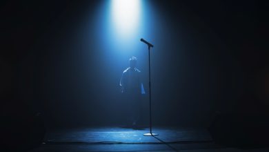 Αιφνιδιασμένος εμφανίζεται ο διάσημος τραγουδιστής, μετά την αποκάλυψη πληροφοριών για σοβαρές καταγγελίες σε βάρος