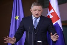 Ο πρωθυπουργός της Σλοβακίας, Ρόμπερτ Φίτσο, ανακοίνωσε ότι απέστειλε επίσημη επιστολή στον Πρόεδρο του Ευρωπαϊκού