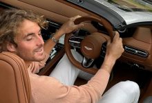 Ο Στέφανος Τσιτσιπάς καλείται να παραδώσει το δίπλωμα οδήγησής του στην Τροχαία μέχρι την προσεχή Παρασκευή, καθώς διαφορετικά