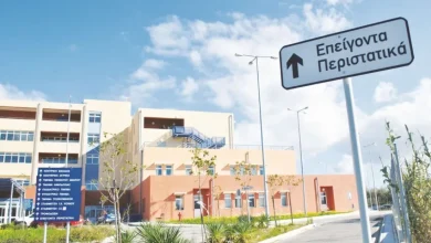 Σοκ έχει προκαλέσει στη Ζάκυνθο ο βίαιος θάνατος ενός δίχρονου αγοριού στο χωριό Άγιος Λέοντας, μετά από επίθεση που δέχτηκε από τον