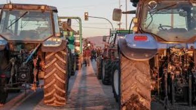 Έντονη απογοήτευση επικρατεί στα μπλόκα αγροτών και κτηνοτρόφων σε όλη τη χώρα, μετά τις ανακοινώσεις της κυβέρνησης για τα μέτρα