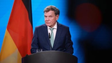 Ο υπουργός Εξωτερικών της Γερμανίας, Γιόχαν Βάντεφουλ, εξέφρασε την πεποίθηση ότι οι ΗΠΑ δεν πρόκειται να καταλάβουν τη Γροιλανδία