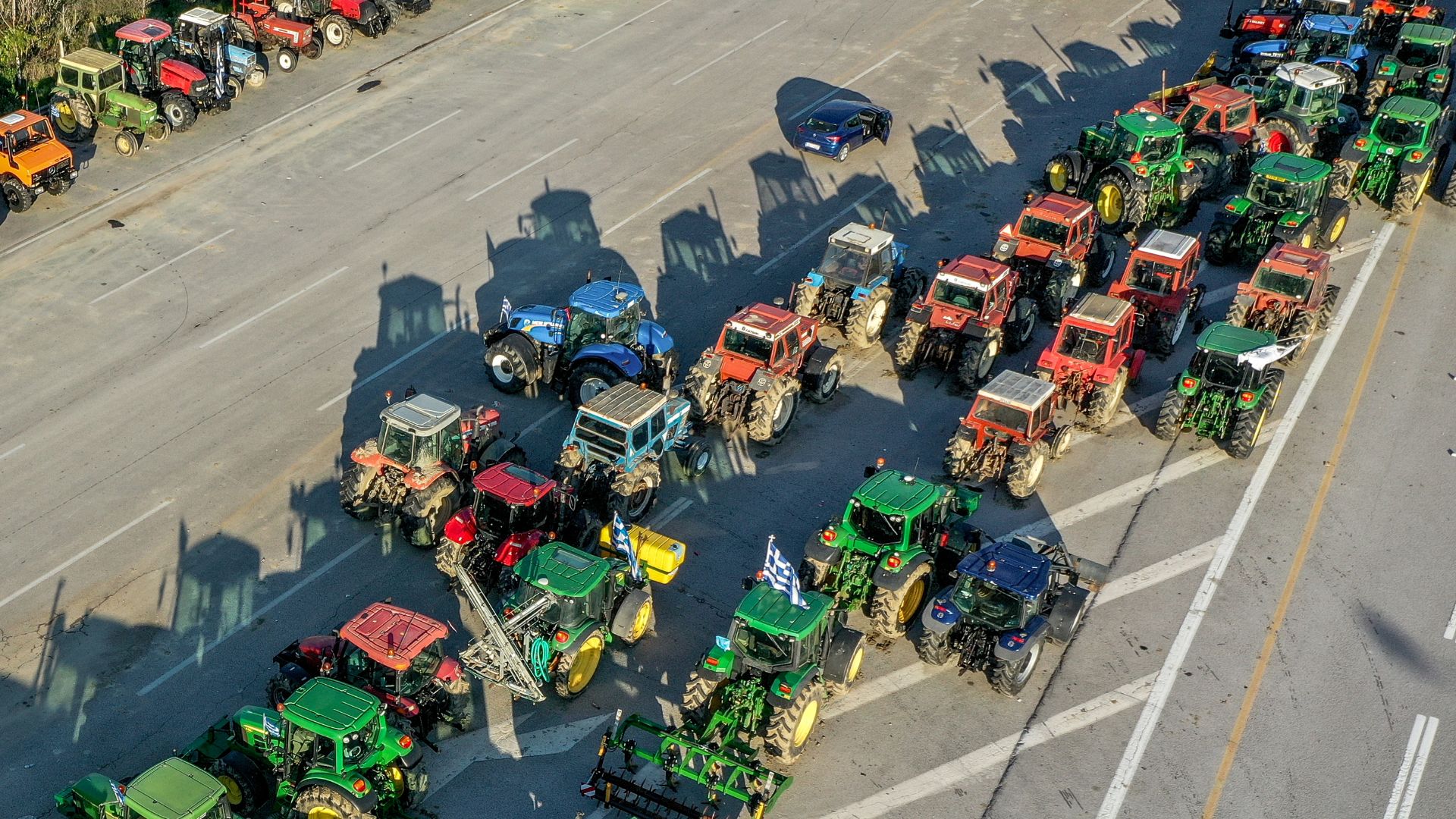Σε εξέλιξη βρίσκεται από νωρίς η ανακοίνωση των νέων μέτρων στήριξης των αγροτών, τα οποία παρουσίασαν σήμερα ο αντιπρόεδρος