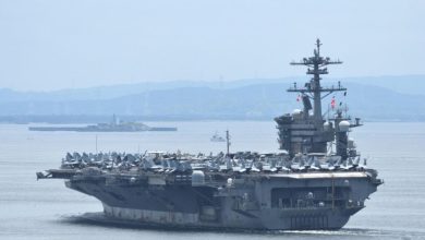 Μέσα από την καμπίνα του Air Force One, ο Ντόναλντ Τραμπ εξαπέλυσε ακόμη μία δήλωση, ικανή να παγώσει τις διεθνείς ισορροπίες.