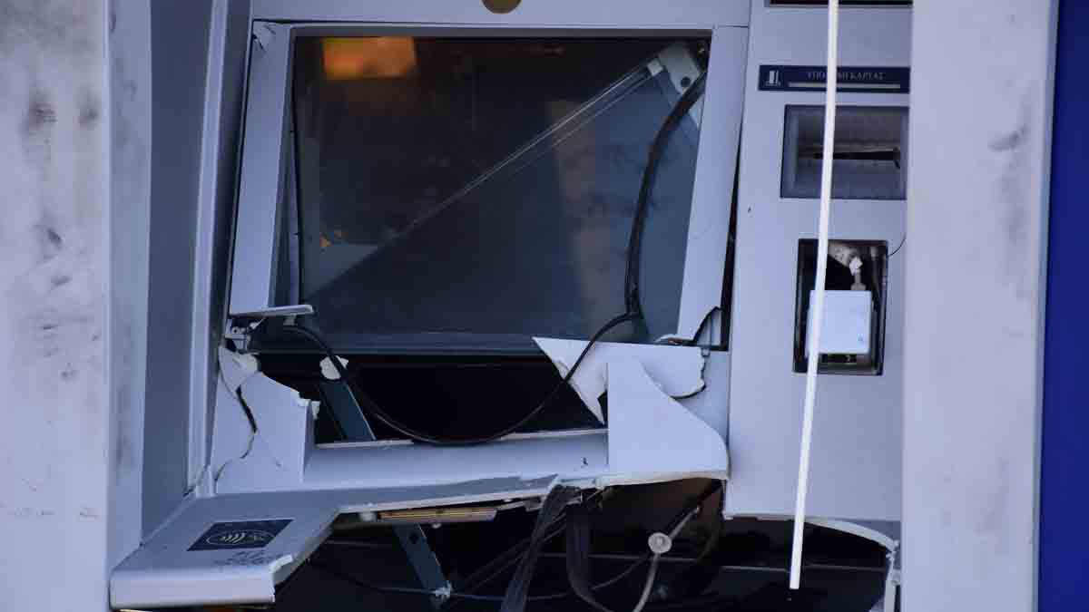 Στιγμές τρόμου έζησε ζευγάρι στο κέντρο της Αθήνας το βράδυ της Τετάρτης. Δέχτηκαν επίθεση από έναν Παλαιστίνιο