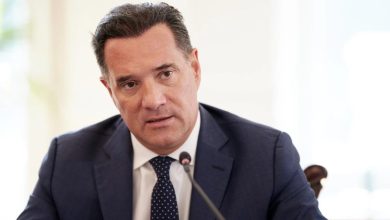 Ακραία επίθεση στους αγρότες των μπλόκων που συνεχίζουν τον αγώνα τους εξαπέλυσε, το πρωί της Πέμπτης (15/1), ο Άδωνις Γεωργιάδης