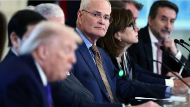 Ο Αμερικανός πρόεδρος, Ντόναλντ Τραμπ, φαίνεται να έχει μπει σε τροχιά σύγκρουσης με τον πετρελαϊκό κολοσσό ExxonMobil.