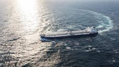 Με έκτακτη ενημέρωση το υπουργείο Ναυτιλίας προειδοποίησε τον ναυτικό στόλο της Ελλάδας να επανεξετάσει τα μέτρα ασφαλείας