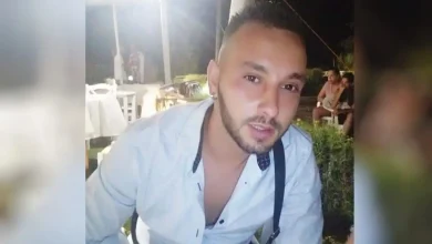 Ο 30χρονος Κώστας Μπασιλάρης, πατέρας δύο ανήλικων παιδιών, έχασε τη ζωή του μετά από έναν άγριο ξυλοδαρμό σε νυχτερινό