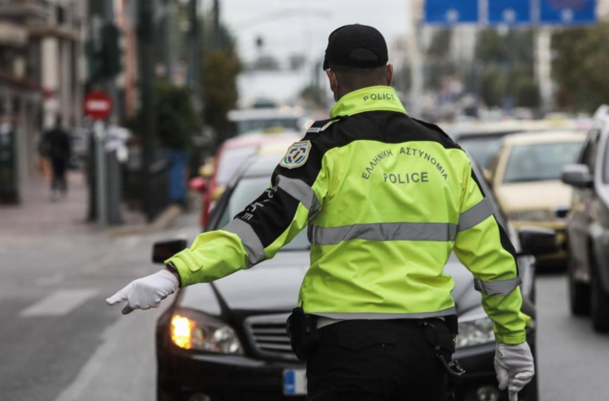 Νέες αλλαγές έρχονται από σήμερα στον ΚΟΚ, καθώς τίθεται σε εφαρμογή το νέο μειωμένο όριο ταχύτητας στις κατοικημένες περιοχές.