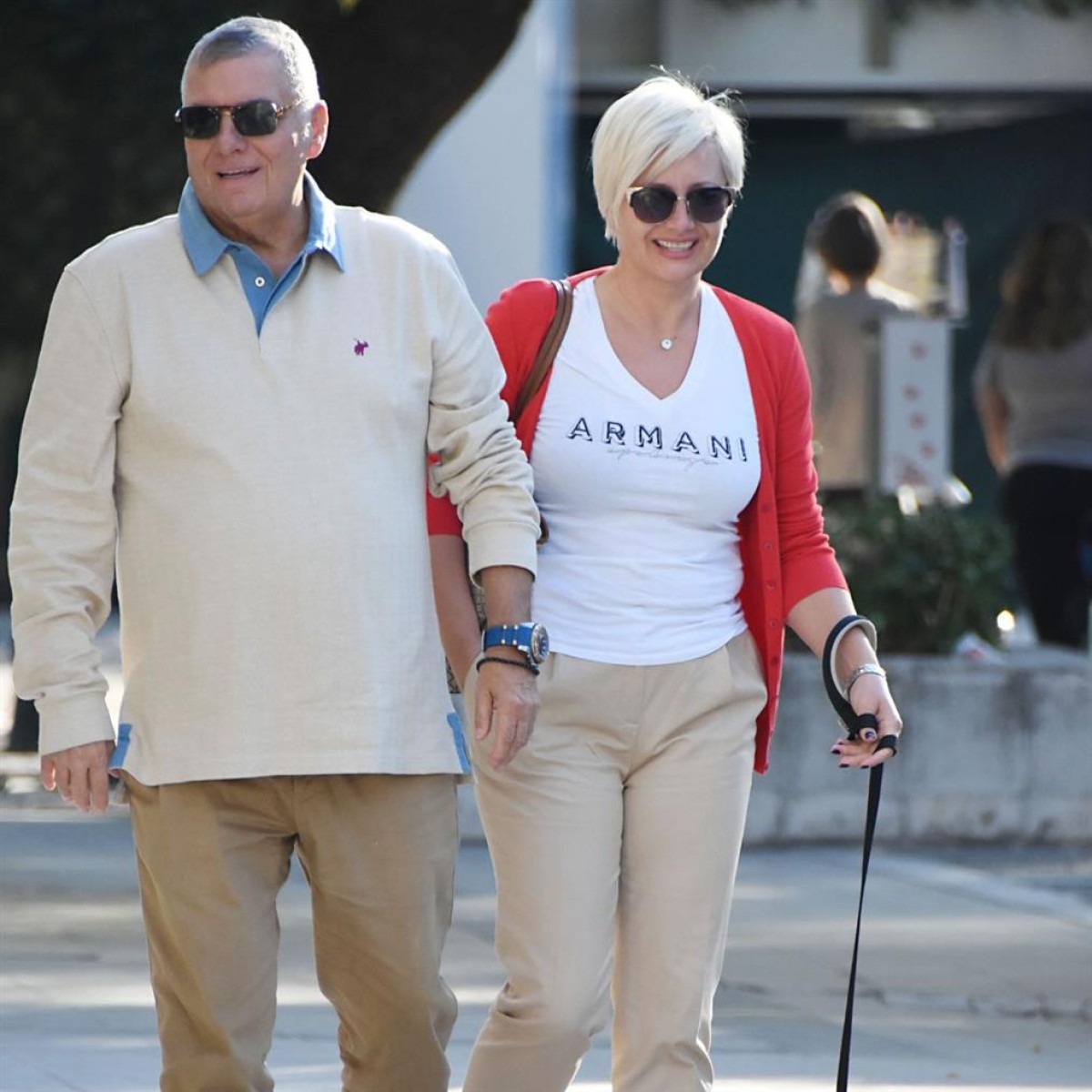 Στη χήρα του Γιώργου Τράγκα αποδίδεται νομιμοποίηση εσόδων από παράνομη δραστηριότητα, με την ίδια να αρνείται τις κατηγορίες