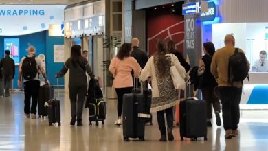 Συγκλονίζουν οι μαρτυρίες Ελλήνων που επιστρέφουν από τη Μέση Ανατολή, λόγω του πολέμου που ξέσπασε μετά την ισραηλοναμερικανική επίθεση στο Ιράν.