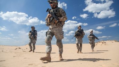 Με 8.000 πεζοναύτες και αλεξιπτωτιστές ο Ν.Τραμπ θέλει να επιχειρήσει να υποτάξει το Ιράν και όπως φαίνεται όλα θα είναι έτοιμα για αποβάσεις