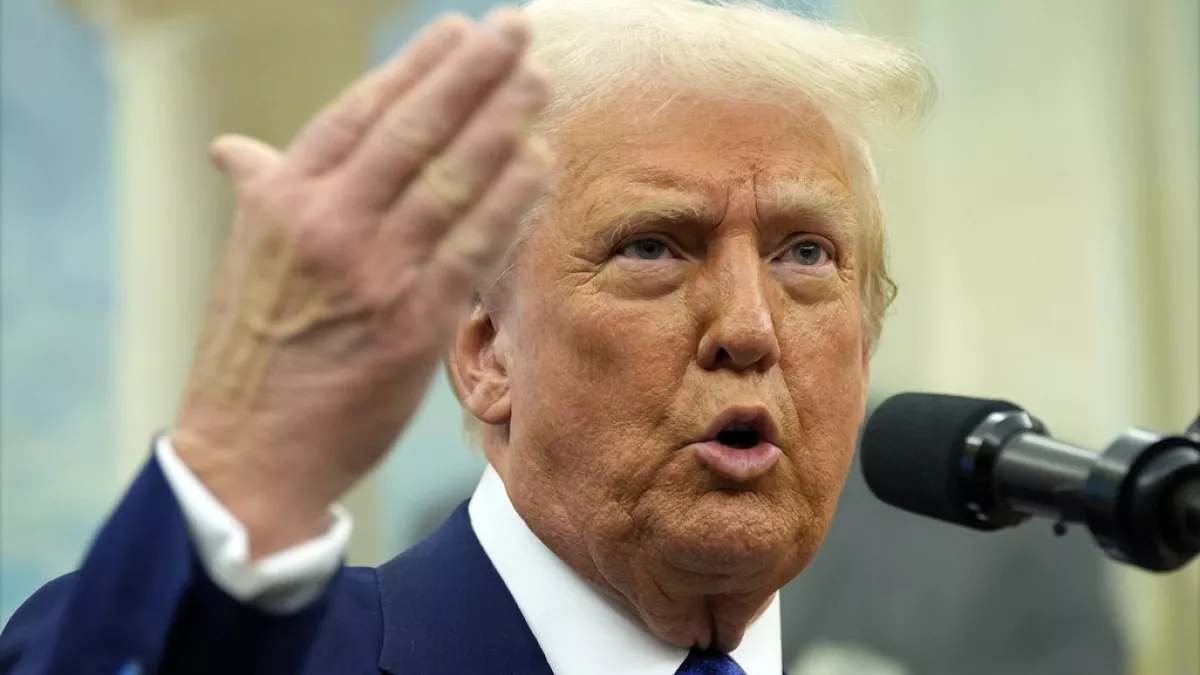 Αμερικανοί Δημοκρατικοί νομοθέτες ζητούν την καθαίρεση του Ντόναλντ Τραμπ επικαλούμενοι την 25η Τροπολογία.