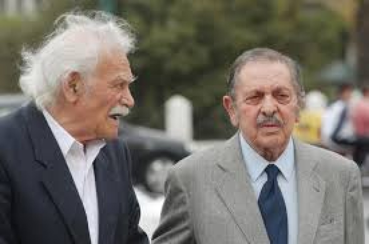 Στις 30 Απριλίου 2011, η Ελλάδα αποχαιρετά τον Λάκη Σάντα, μια από τις πιο αναγνωρίσιμες μορφές της Εθνικής Αντίστασης κατά τη διάρκεια