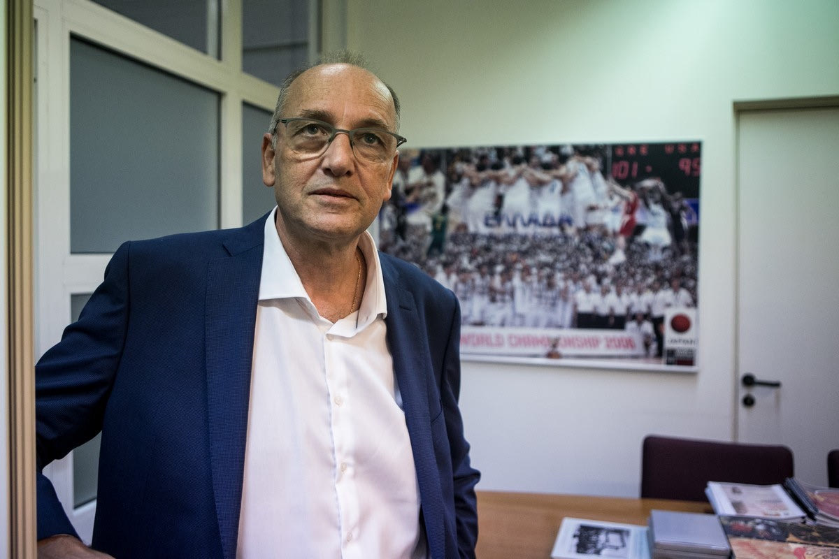 Ραγδαίες εξελίξεις αναμένονται στο ελληνικό μπάσκετ μετά τις βαρύτατες καταγγελίες κατά της διοίκησης της ΕΟΚ από την ΚΑΕ Μαρούσι.