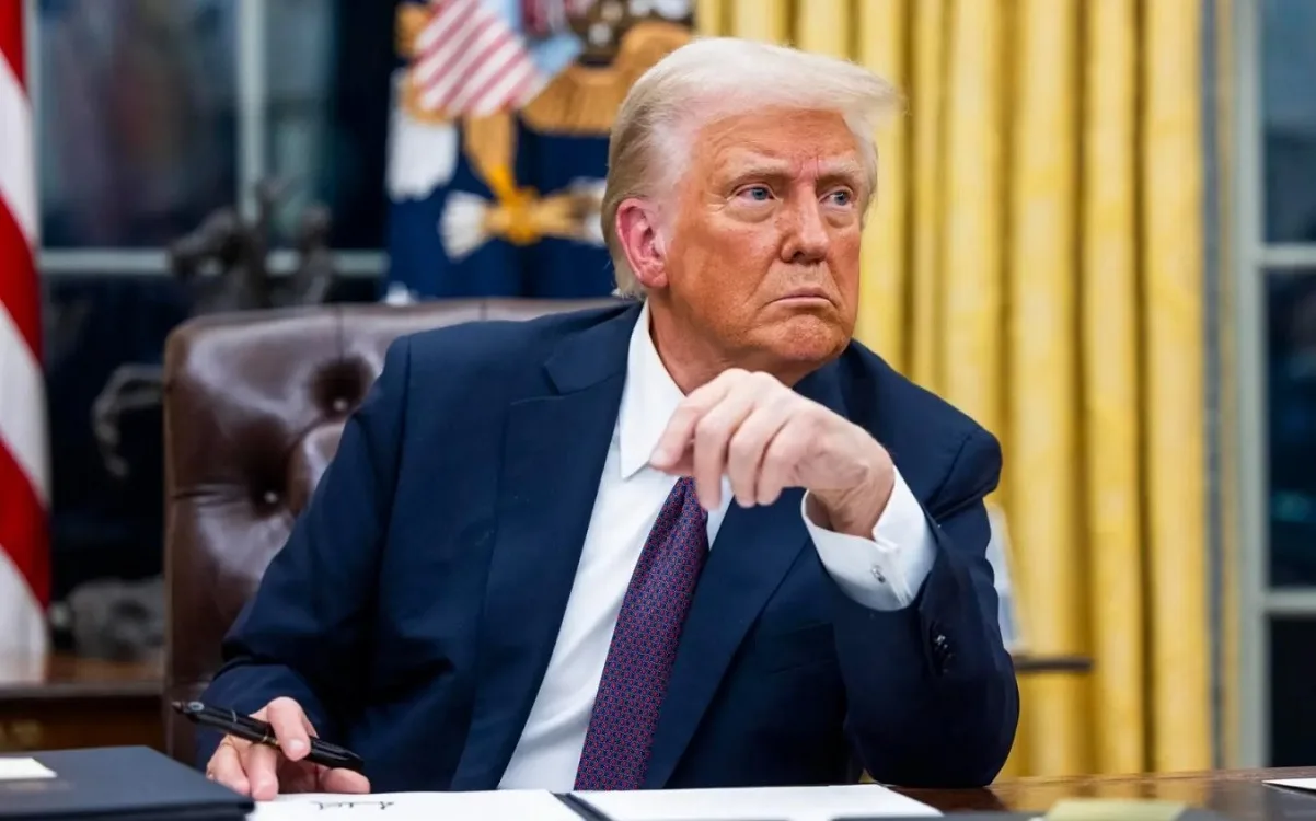 Οι ΗΠΑ αυξάνουν την πίεση στους Ευρωπαίους εταίρους τους να αναπτύξουν στρατιωτικές δυνάμεις στο Στενό του Ορμούζ γράφει το Spiegel.