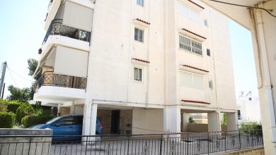 Συγκλονίζουν τα λόγια στο σημείωμα της 17χρονης που έπεσε από πολυκατοικία στην Ηλιούπολη. Δείτε τις τελευταίες εξελίξεις για την κατάσταση της υγείας τους και τις έρευνες της ΕΛ.ΑΣ.