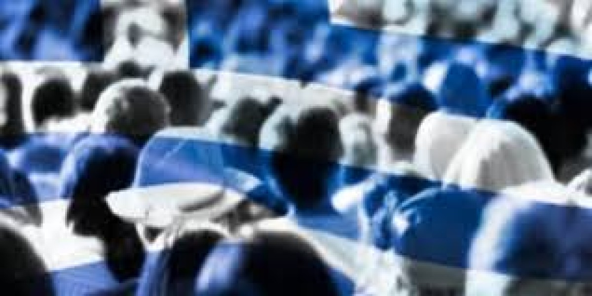 Δημογραφική κρίση: Στην Ελλάδα, τα ποσοστά γεννήσεων συνεχίζουν να υποχωρούν σε ιστορικά χαμηλά επίπεδα