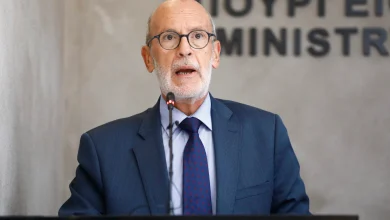 Εξελίξεις στην υπόθεση των υποκλοπών. Ο Κωνσταντίνος Τζαβέλλας αρνείται να καταθέσει στη Βουλή. Δείτε το σκεπτικό της απόφασης και τις πολιτικές αντιδράσεις.