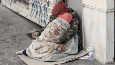 Μια συγκλονιστική ακτινογραφία της ανθρώπινης εξαθλίωσης στην καρδιά της πρωτεύουσας φέρνει στο φως η νέα, δραματική έρευνα του Δήμου Αθηναίων σε συνεργασία με το Πάντειο Πανεπιστήμιο.