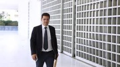 Νέα αίτηση για ανάσυρση της δικογραφίας των υποκλοπών κατέθεσε στον Άρειο Πάγο ο δημοσιογράφος Θ. Κουκάκης. Δείτε το σκεπτικό και τις δικαστικές εξελίξεις.
