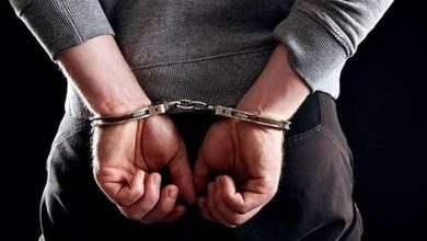 Αδιανόητο περιστατικό σημειώθηκε στο Ηράκλειο της Κρήτης όταν 58χρονος προσπάθησε να πνίξει 8χρονο αγόρι επειδή τον ενοχλούσαν οι φωνές του.