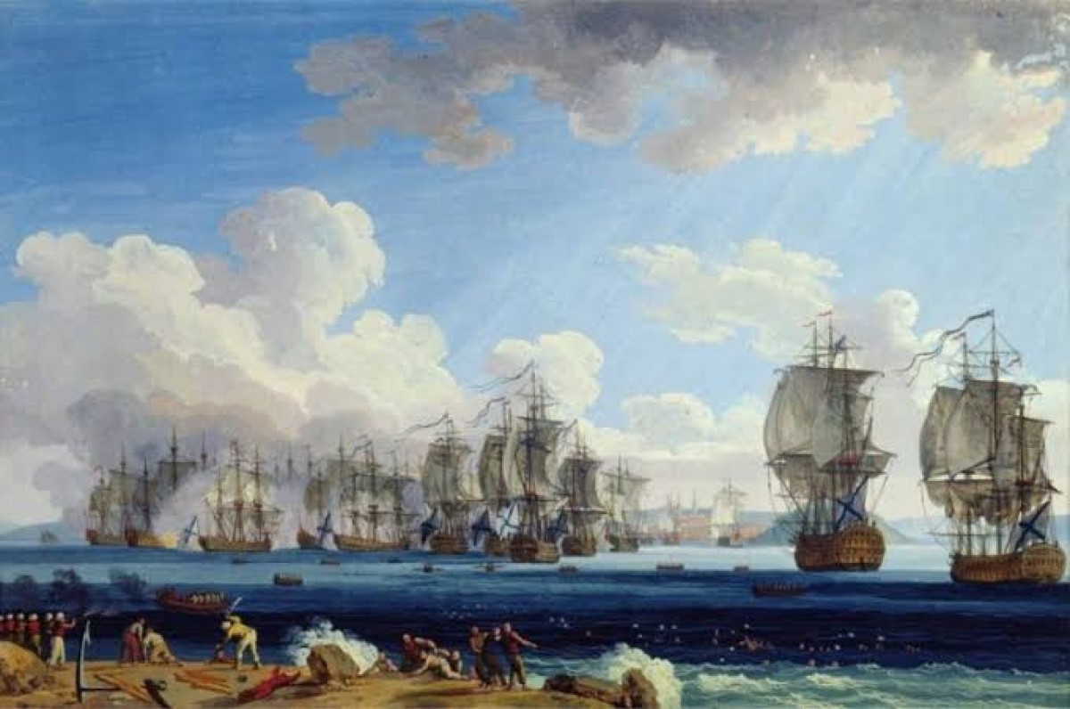 Σαν σήμερα, στις 7 Ιουλίου του 1770, η Ανατολική Μεσόγειος έγινε το σκηνικό μιας από τις πιο δραματικές ναυτικές συγκρούσεις του 18ου αιώνα. Στα ήρεμα νερά του κόλπου του Τσεσμέ, απέναντι από τη Χίο και κοντά στη Σμύρνη, η αυτοκρατορική ισχύς της Οθωμανικής Αυτοκρατορίας υπέστη ένα συντριπτικό πλήγμα, όταν ο ρωσικός στόλος κατέστρεψε σχεδόν ολοκληρωτικά τον οθωμανικό ναυτικό σχηματισμό.