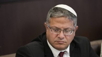 Ο υπουργός Εθνικής Ασφάλειας του Ισραήλ, Ιταμάρ Μπεν Γκβιρ, εμφανίστηκε σε βίντεο που μεταδόθηκε από μέσα ενημέρωσης και κυκλοφόρησε στα μέσα