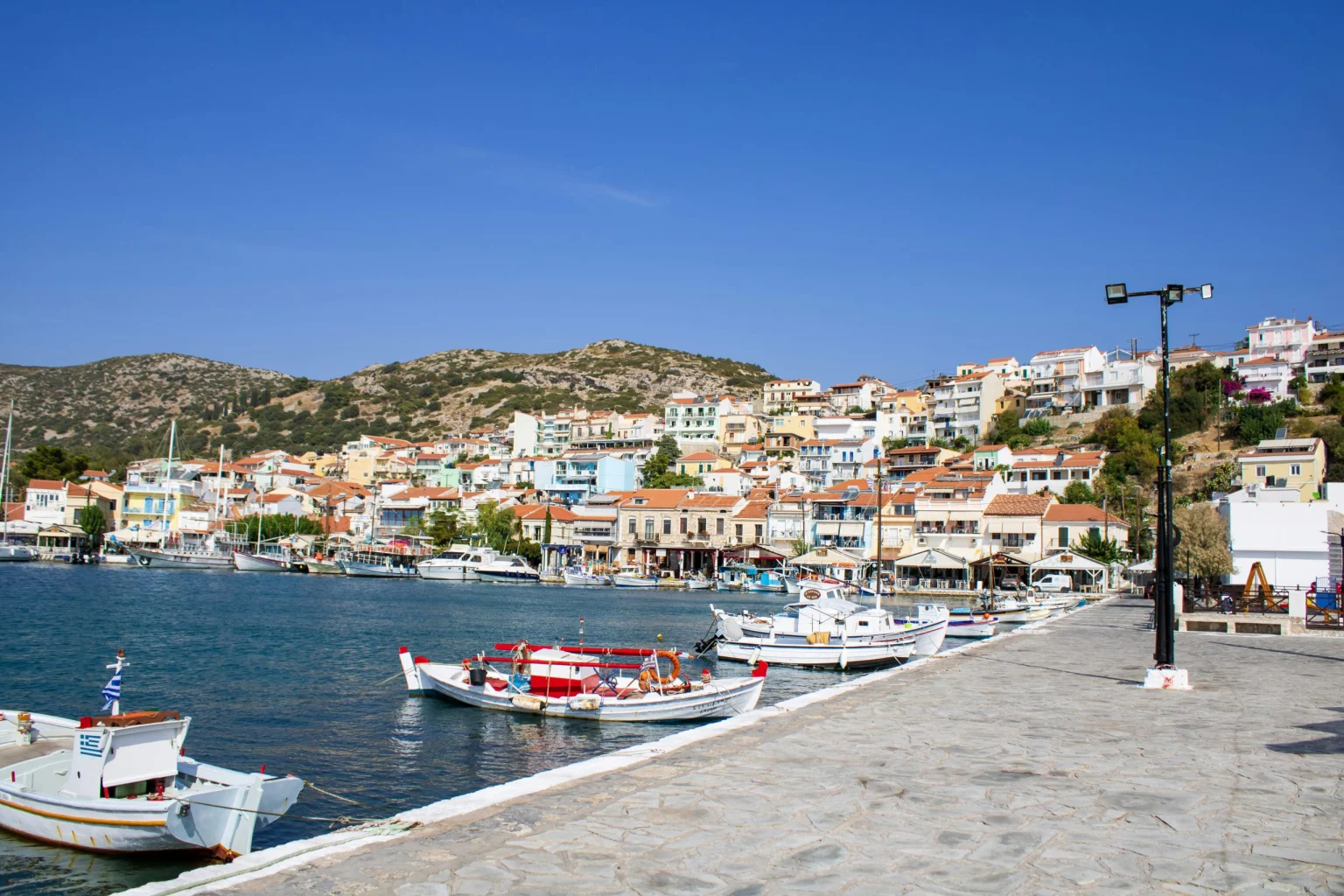 Σε έναν από τους σημαντικότερους πυλώνες της τουριστικής οικονομίας των νησιών του Ανατολικού Αιγαίου και των Δωδεκανήσων εξελίσσεται η αγορά της Τουρκίας, με τη visa express.