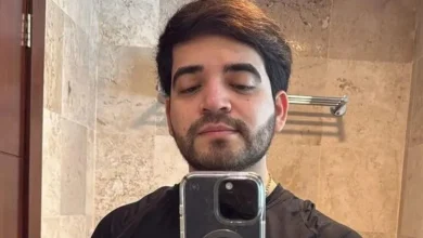 Ο Μεξικανός influencer Σεσάρ Γκαστέλουμ έπεσε νεκρός από πυροβολισμούς την ώρα που έκανε ζωντανή μετάδοση στο TikTok.