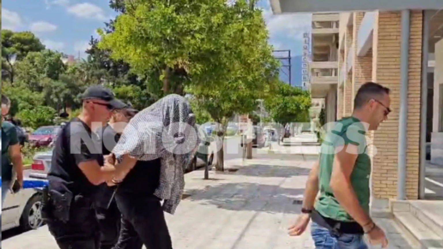 Η υπόθεση του 55χρονου στον Μυστρά Λακωνίας, ο οποίος διατηρούσε τη σορό του πατέρα του σε καταψύκτη επί δυόμισι χρόνια, βρίσκεται σε πλήρη εξέλιξη